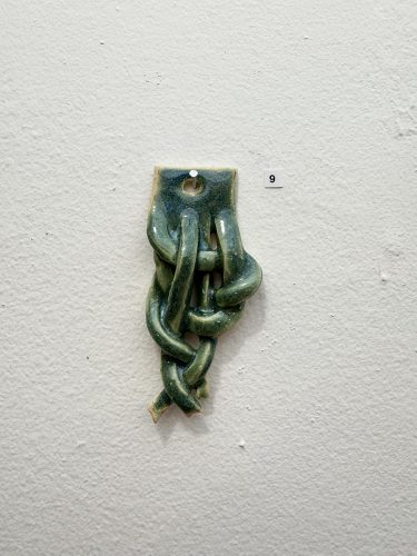 it starts with a thread, 9